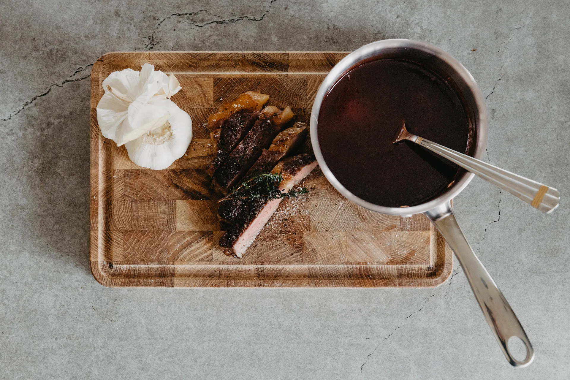 Skærebræt Eg Stavlimet med rille, 30 x 20 cm Culimat