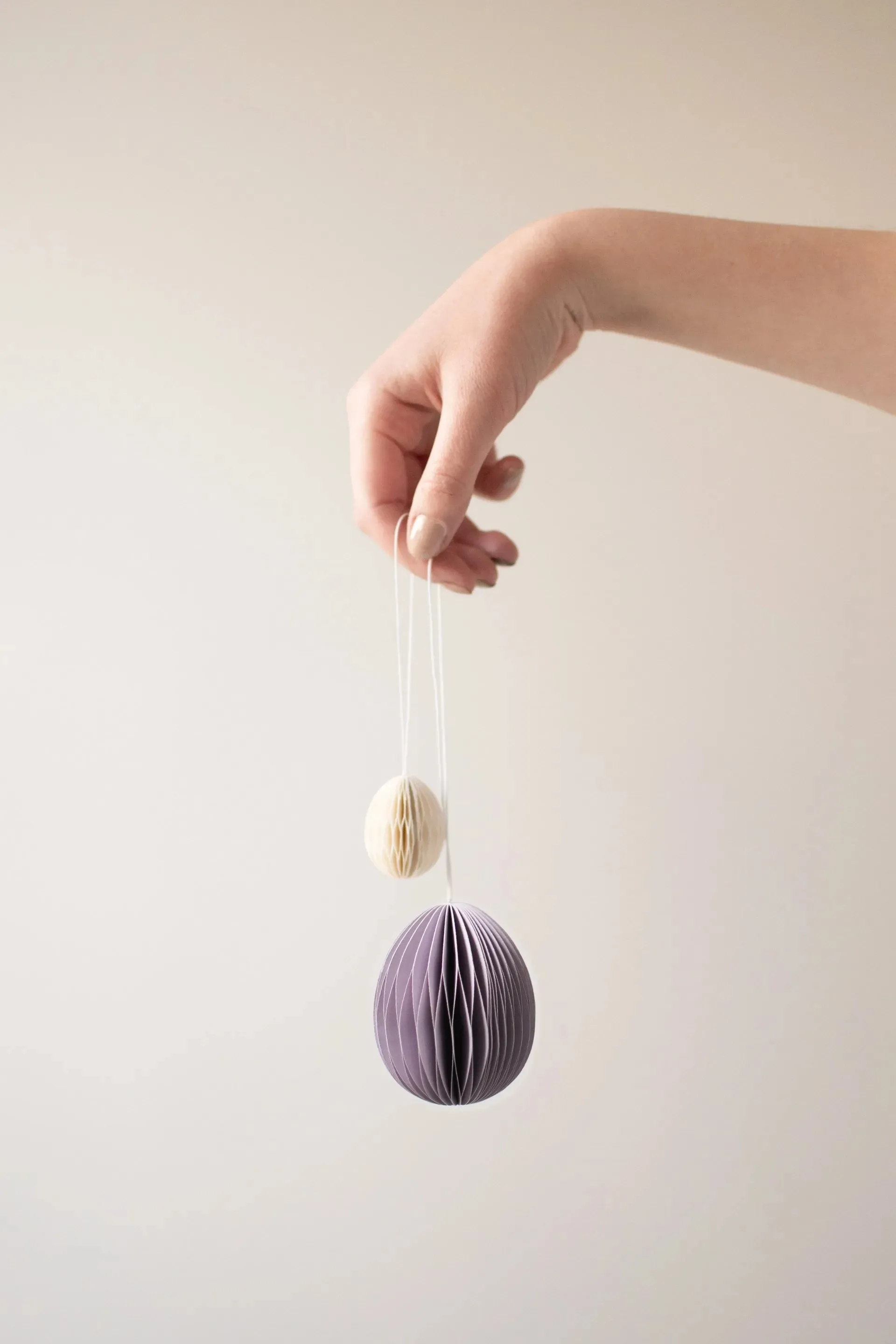 Ovoid påskeophæng papir small 4 cm, White DBKD