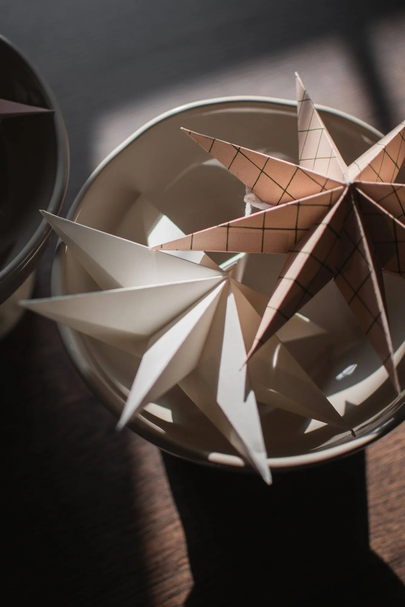Paper winter star dekoration ophæng, White, large, Ø19 cm DBKD