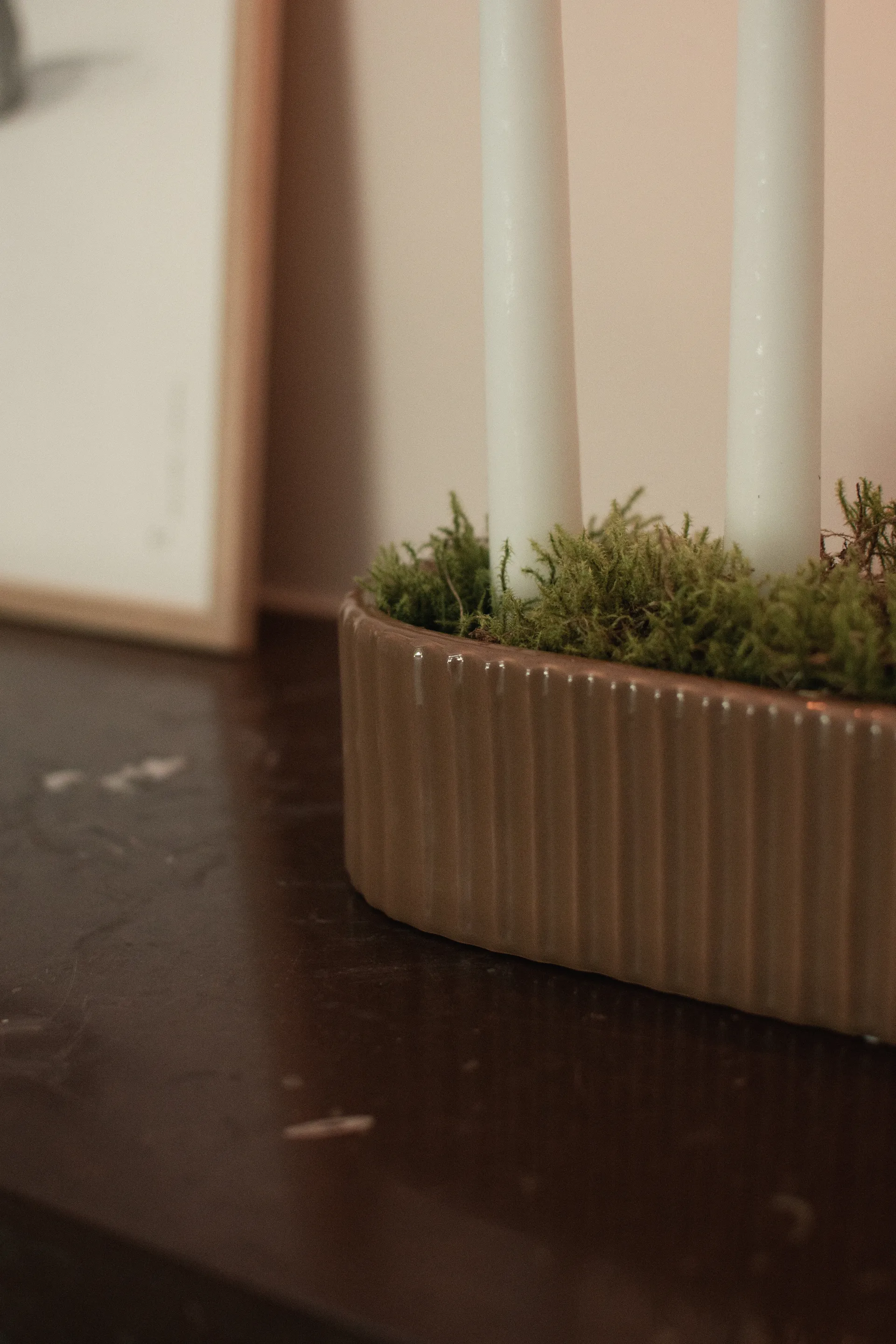 Stripe lysestage 30 cm, Shiny nougat DBKD