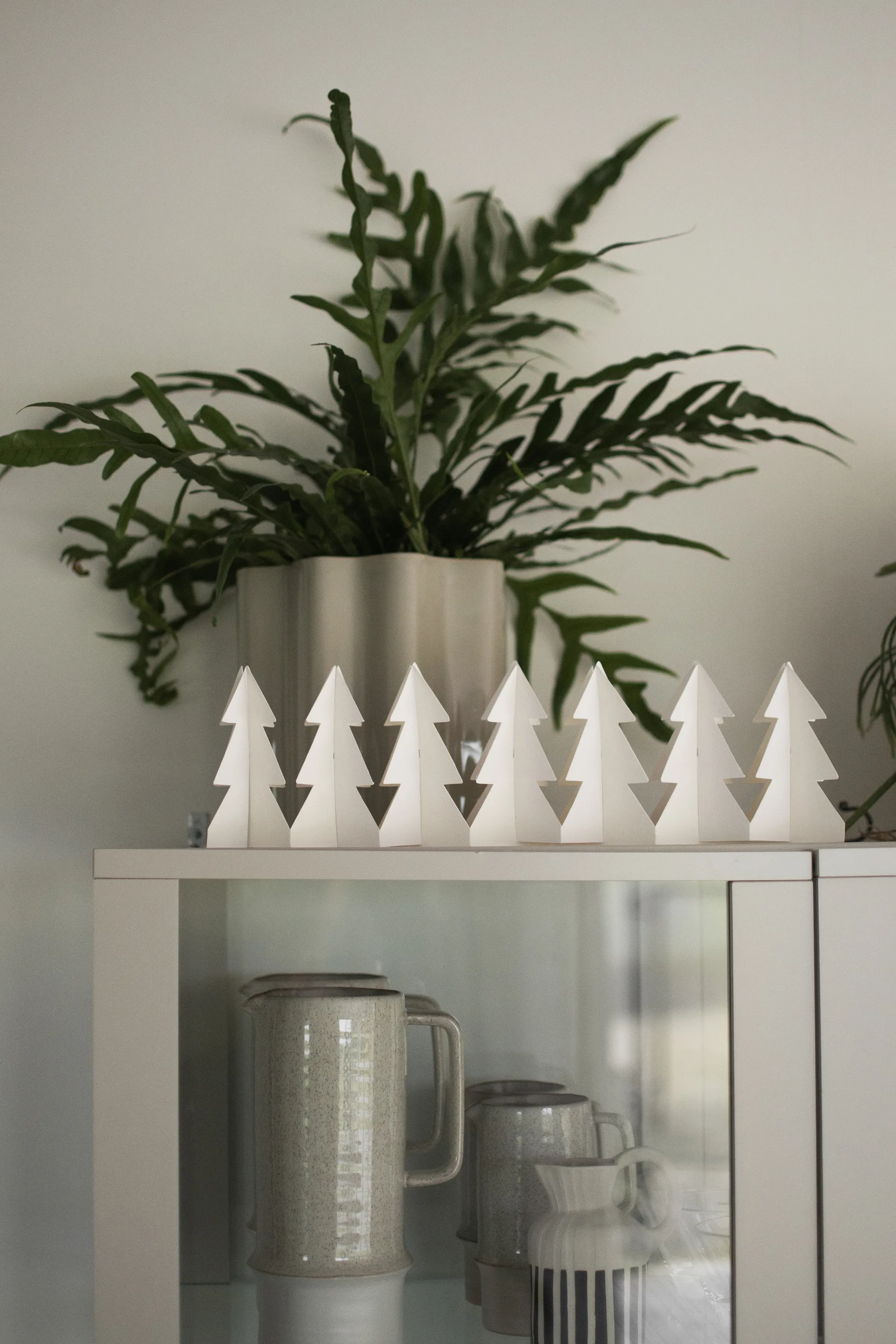 Tree in a row dekoration 60 cm, White, 7x60 cm DBKD