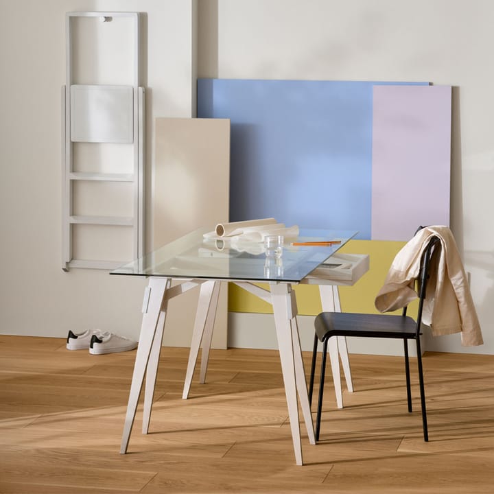 Arco skrivebord, hvid lak, inkl. skuffe, glasplade Design House Stockholm