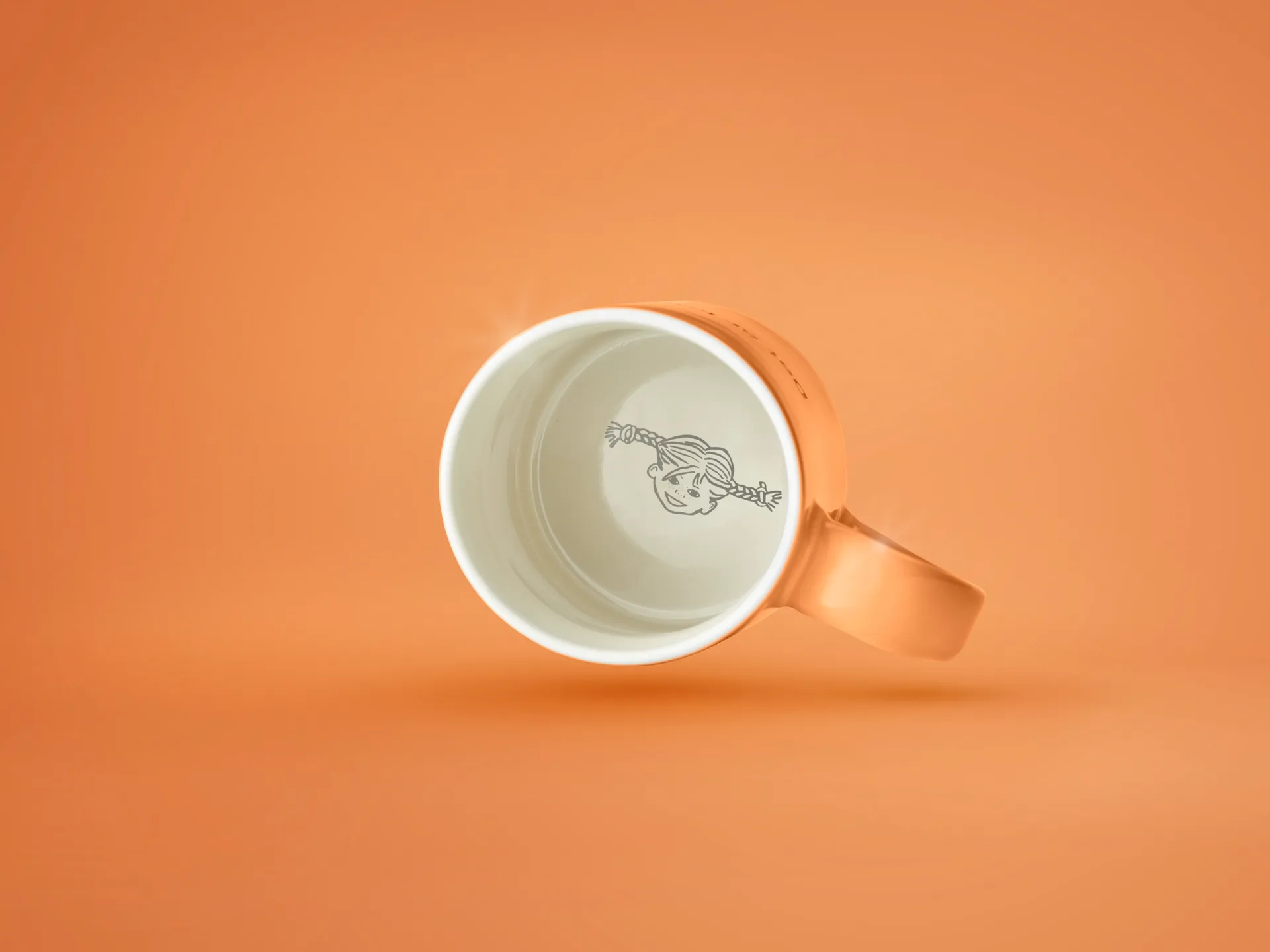 Astrid Lindgren krus, 'det är ingen ordning…', Svensk tekst Design House Stockholm