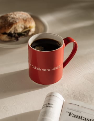Astrid Lindgren krus, If you are very strong - rød-svensk - Design House Stockholm