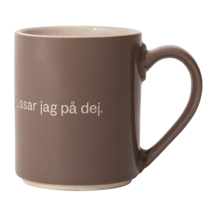Astrid Lindgren krus "Trarallanrallanlej" - Svensk tekst - Design House Stockholm