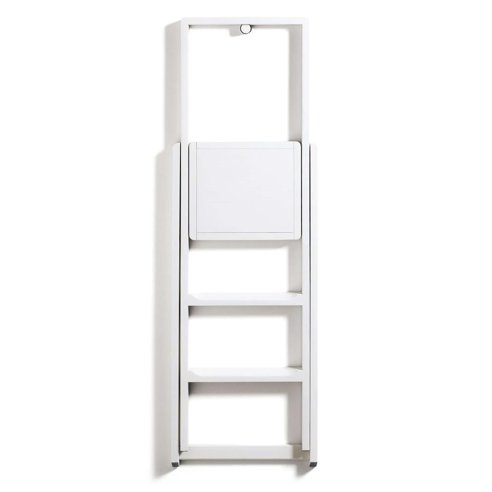 Step stige, Hvidbejdset Design House Stockholm