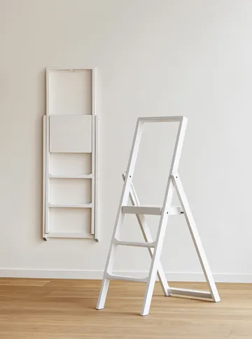 Step stige - Hvidbejdset - Design House Stockholm