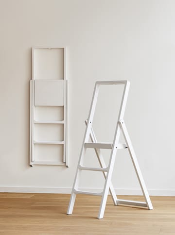 Step stige - Hvidlakeret - Design House Stockholm