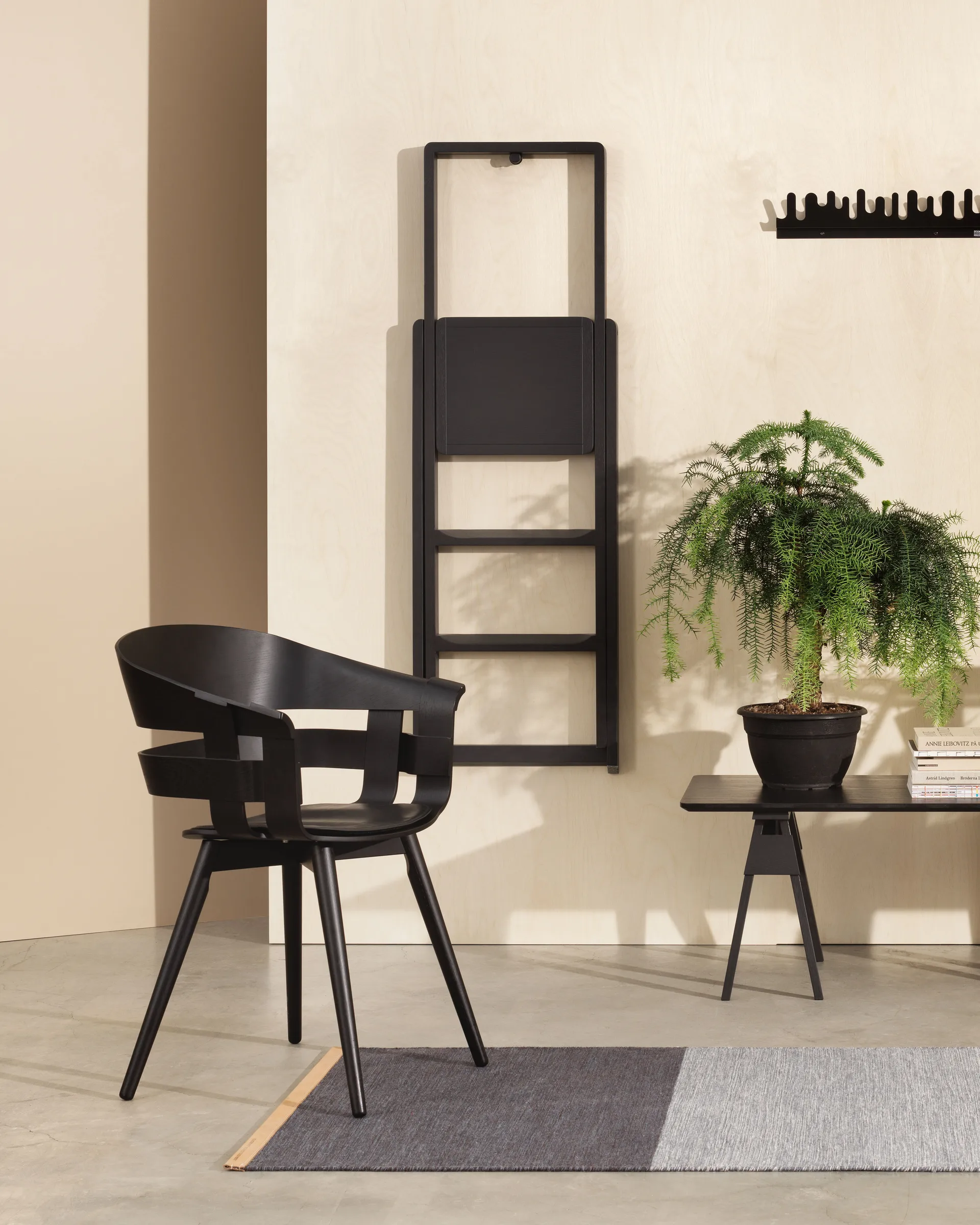Step stige, Sortbejdset Design House Stockholm
