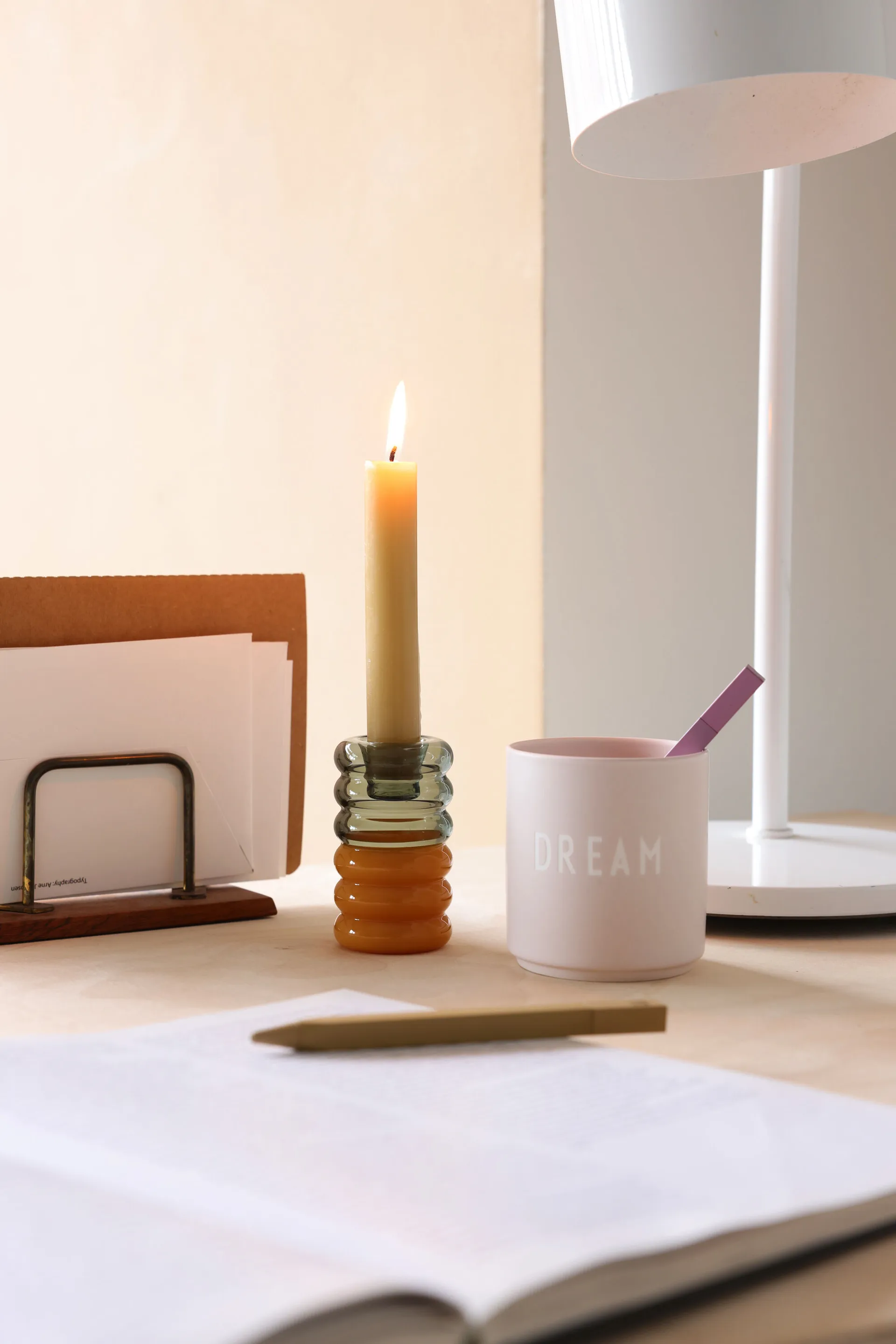 Hoop lysestage Ø3,5x9 cm, Smoke/Milky yellow Design Letters