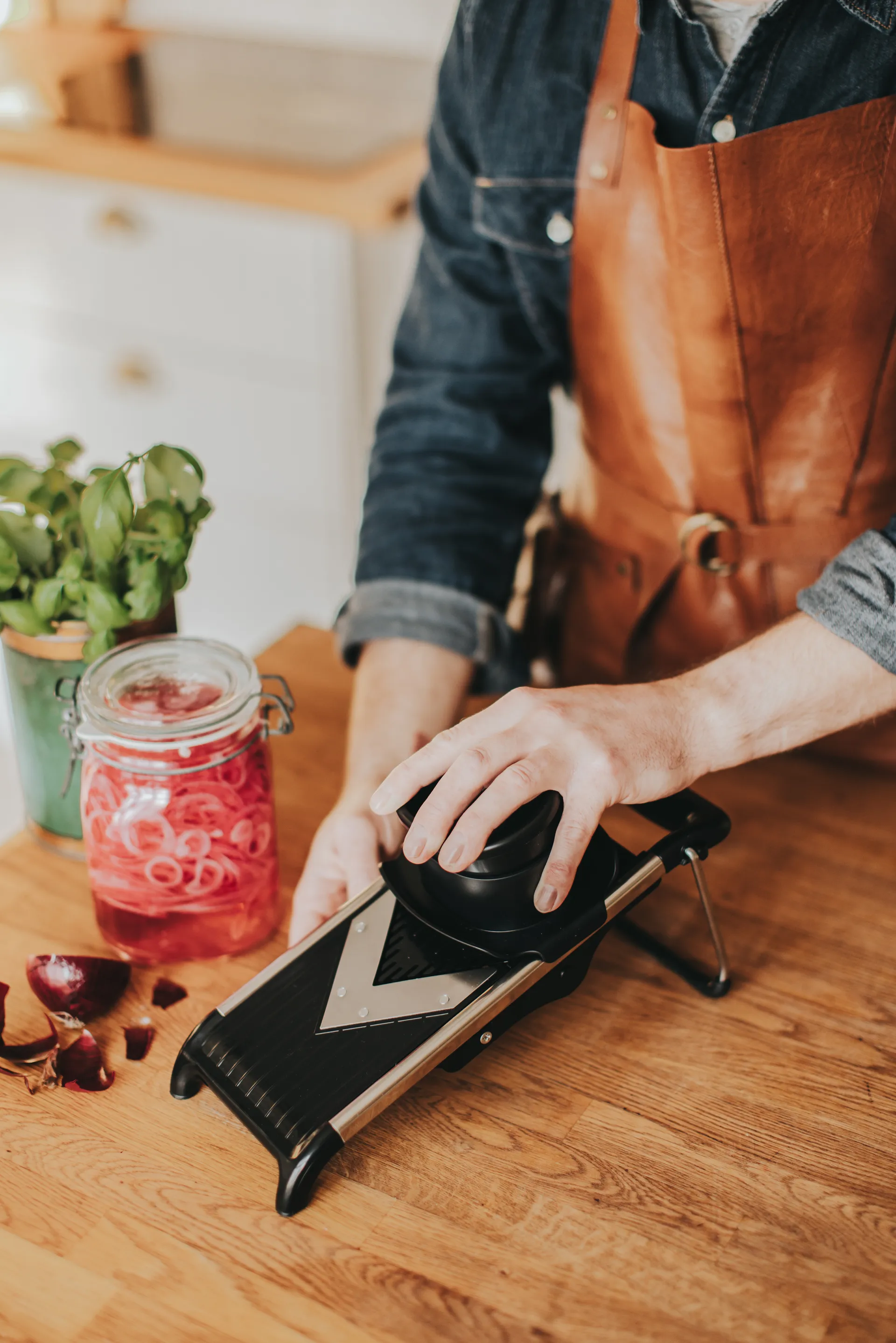 Mara mandolin på fod, 31,3x14,2x10,5 cm Dorre