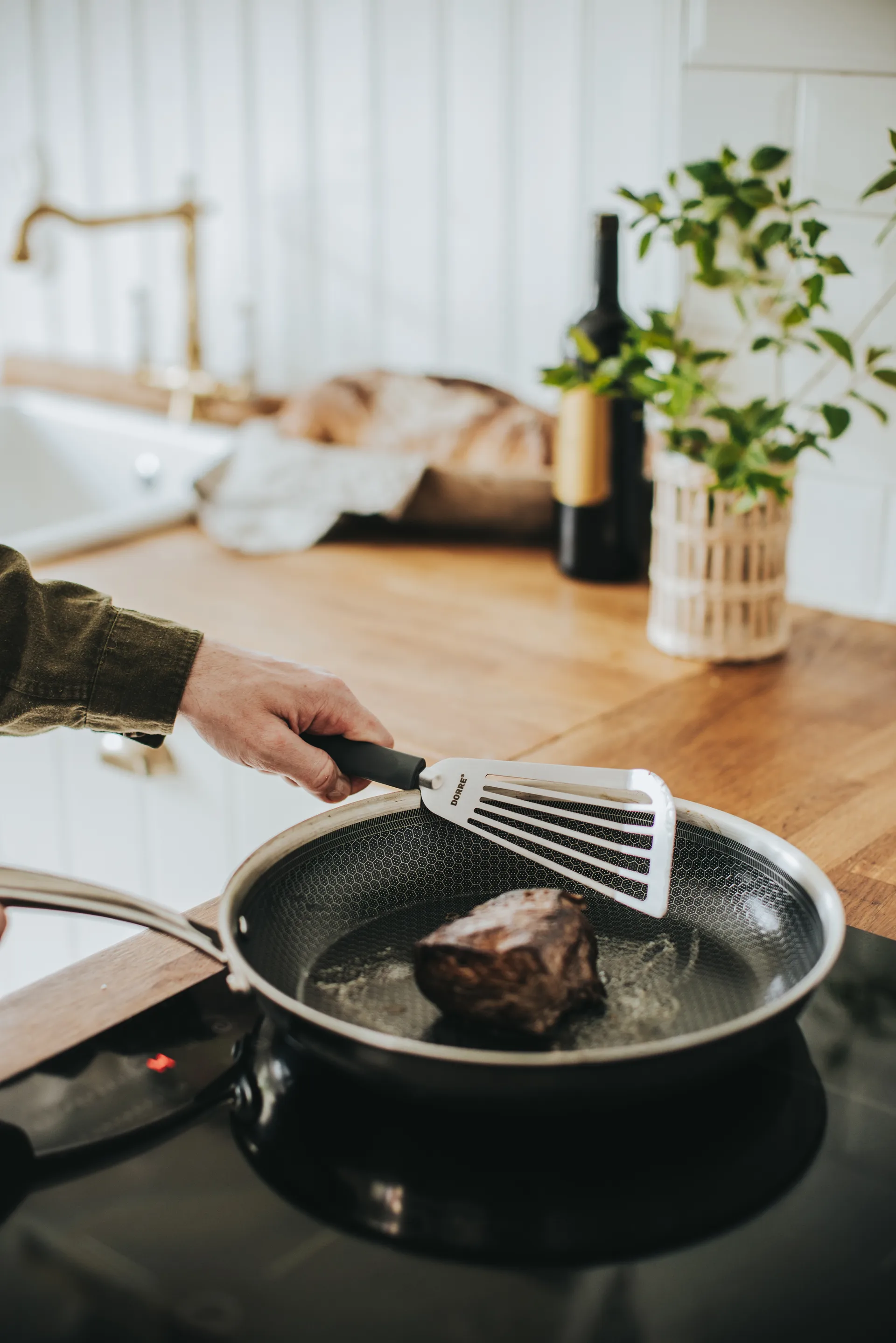 Saira Stegespatel 33x8,5x1,8 cm, Rustfrit stål-silikonehåndtag grå Dorre