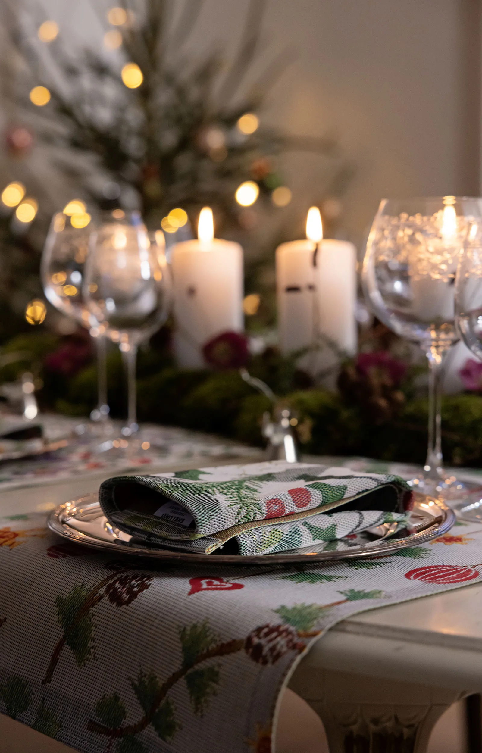 Julefröjd dækkeserviet 35x48 cm, Flerfarvet Ekelund Linneväveri