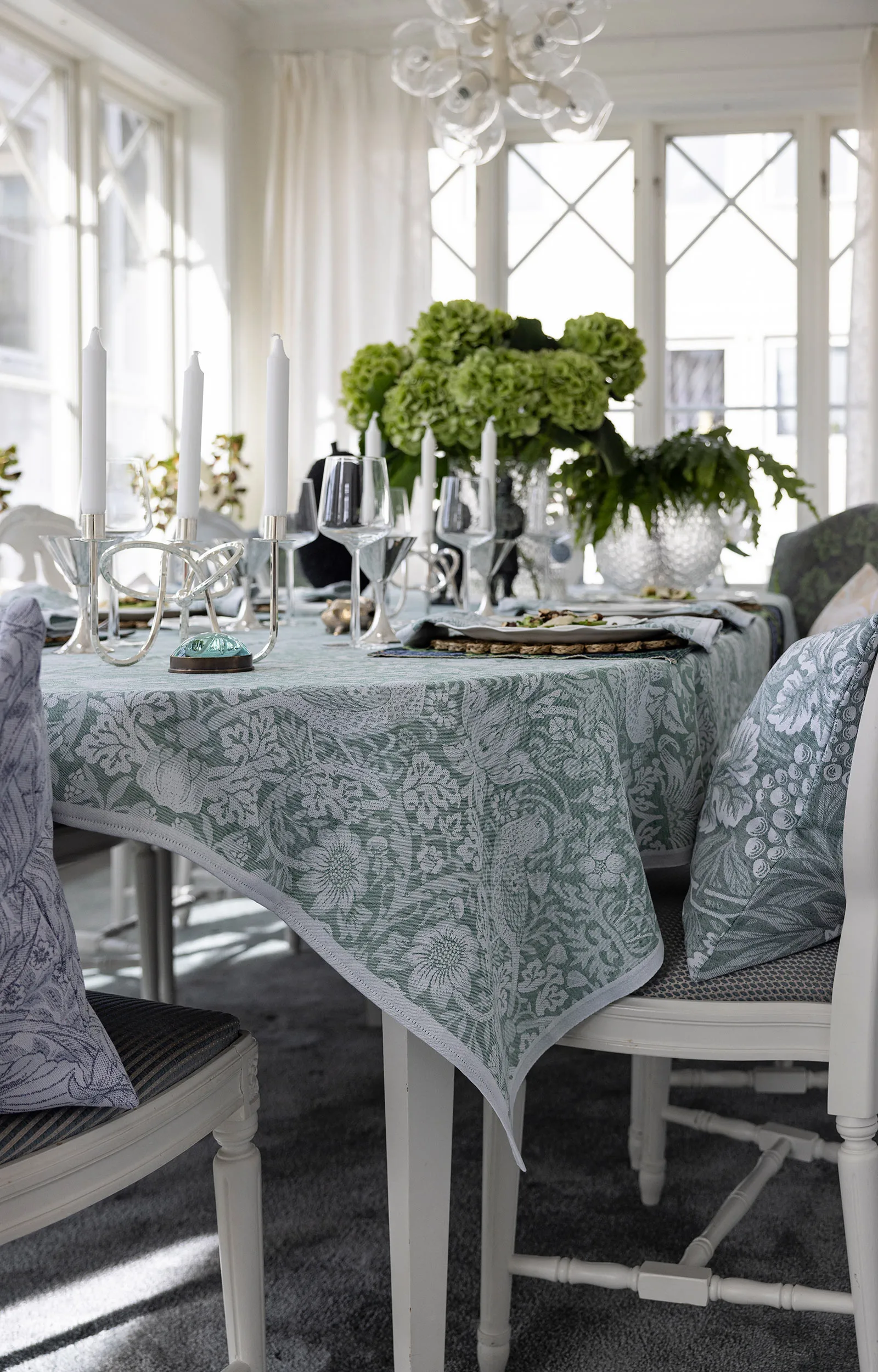 Strawberry Thief stofserviet 35x35 cm, Grøn Ekelund Linneväveri