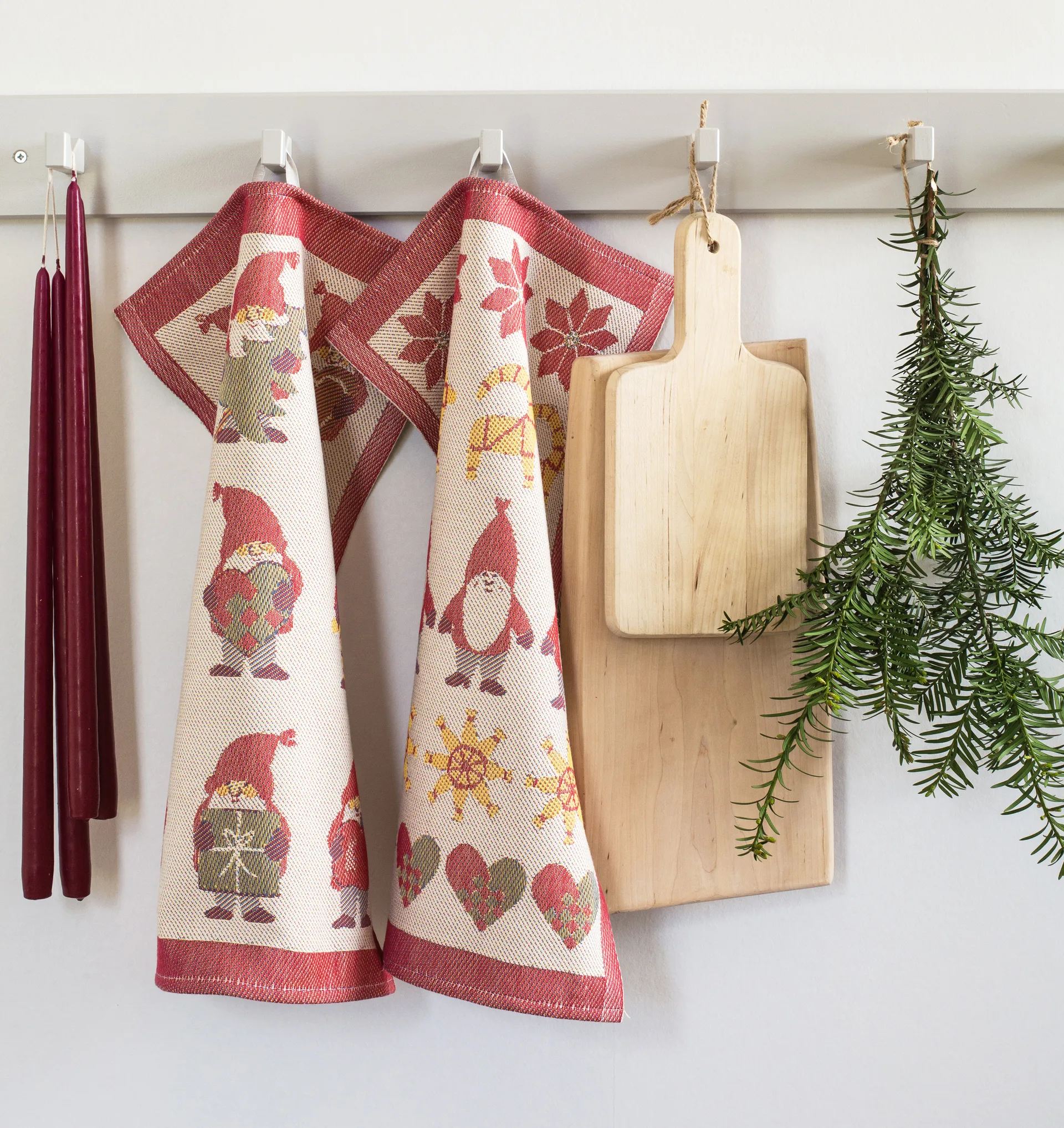 Tomtemys viskestykke 35x50 cm, Rød Ekelund Linneväveri