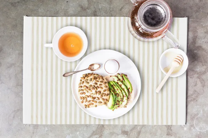 Tvärs dækkeserviet 35x48 cm, Ubleget Ekelund Linneväveri