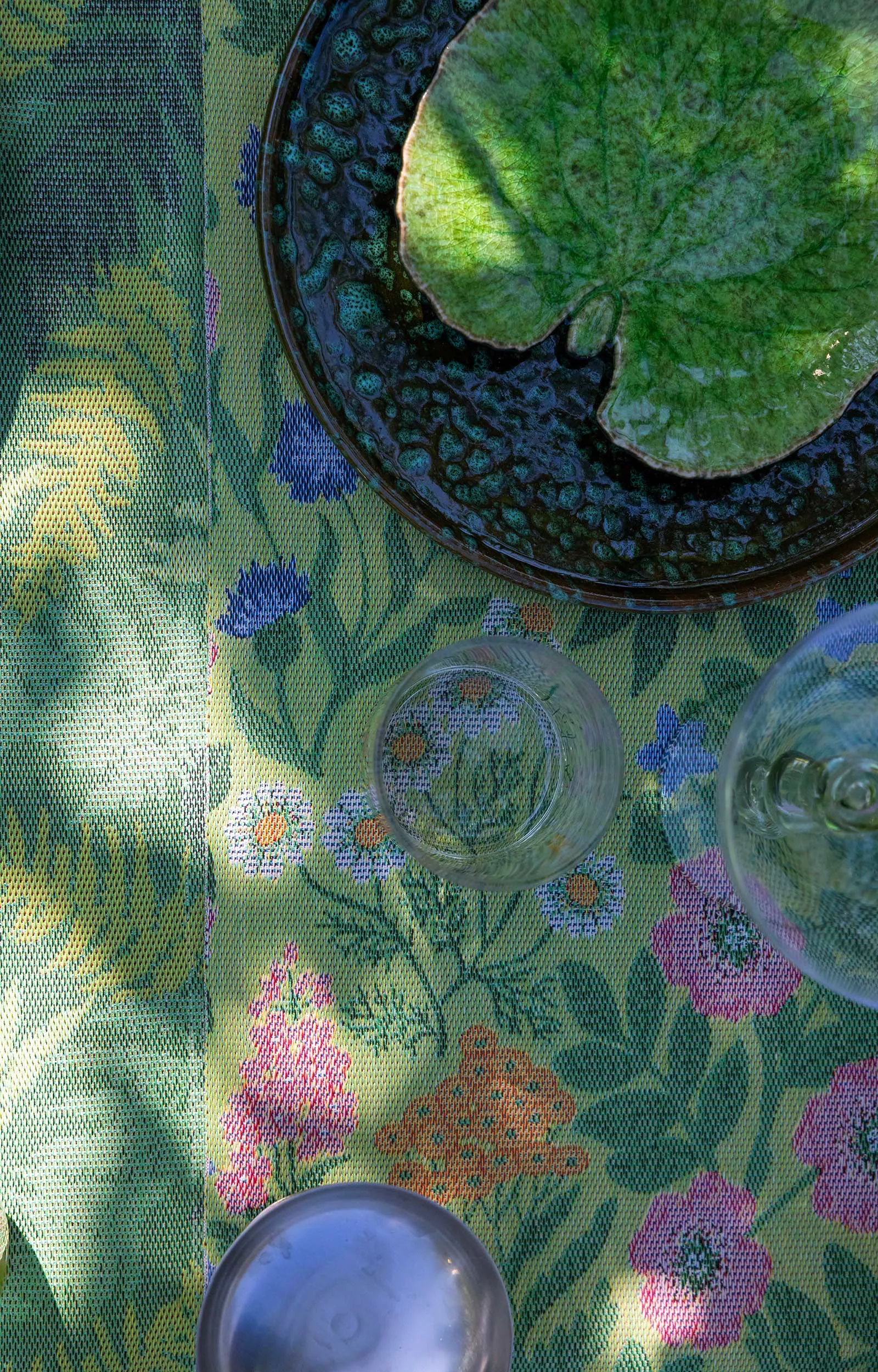 Vildblommor viskestykke 35x50 cm, Grøn Ekelund Linneväveri