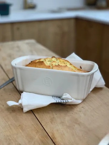 Emile Henry bageform 1,8 L - Cream - Emile Henry