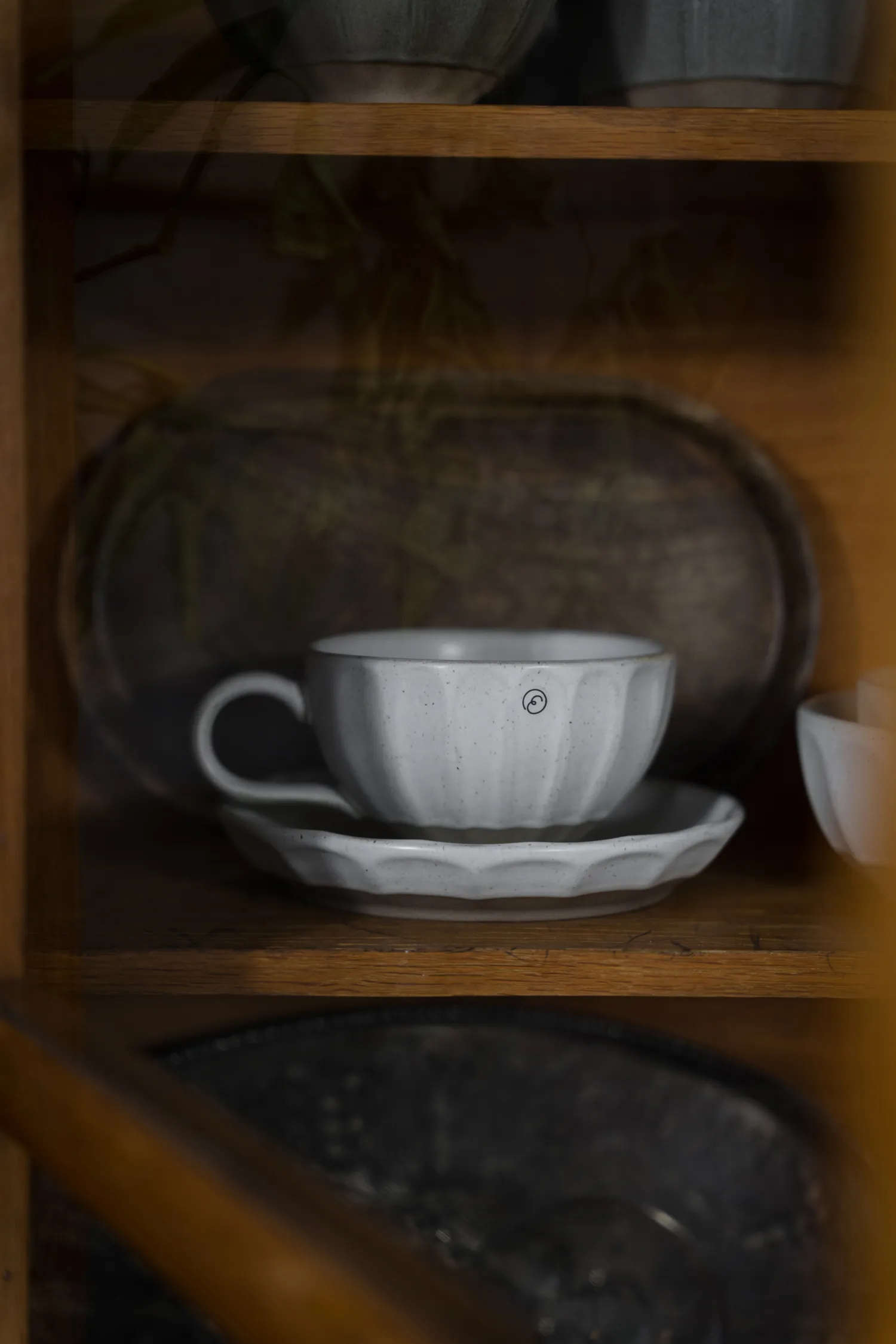 Ernst asiet stentøj, Hvid-natur, Ø17x3 cm ERNST