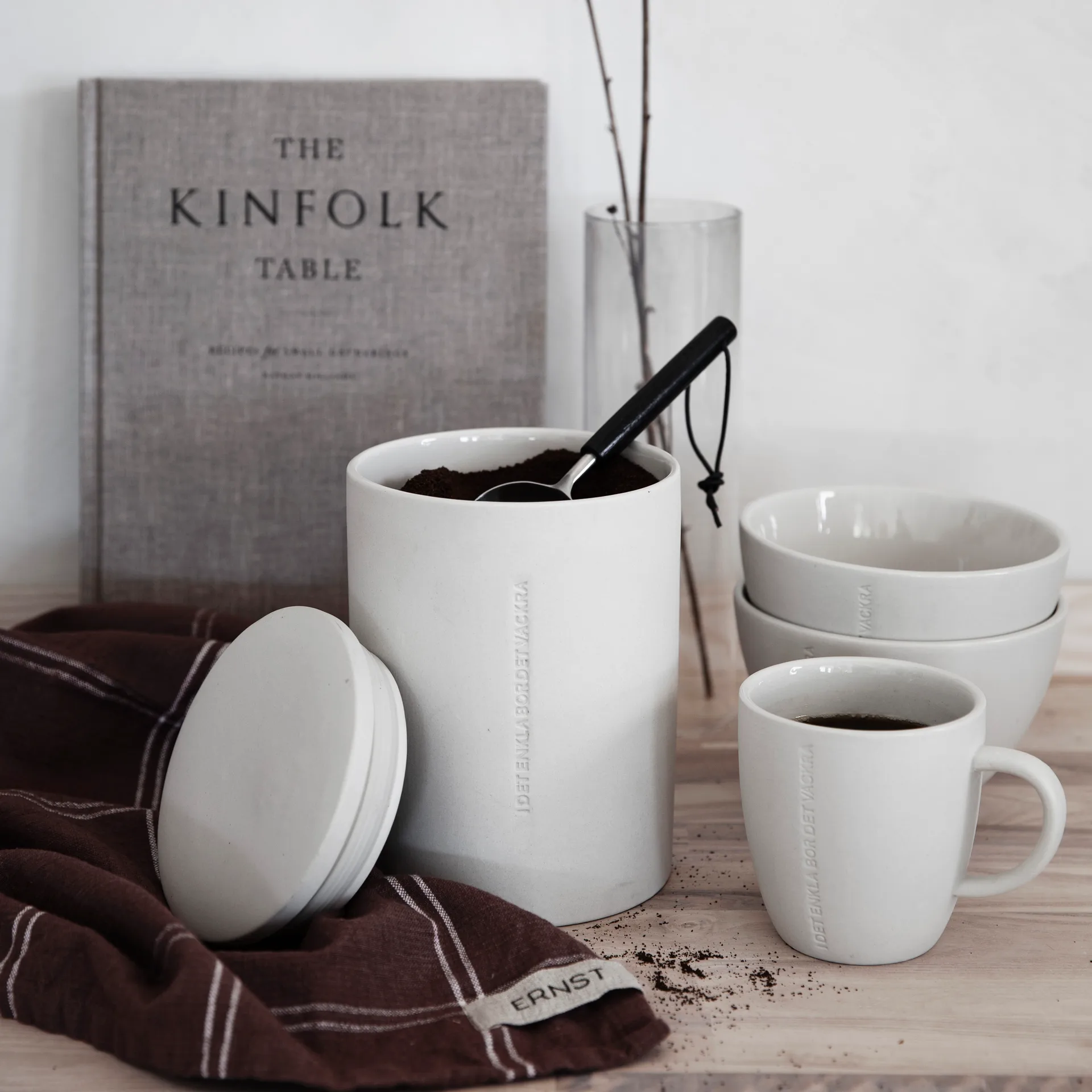 Ernst kaffemål med træhåndtag, Sort ERNST