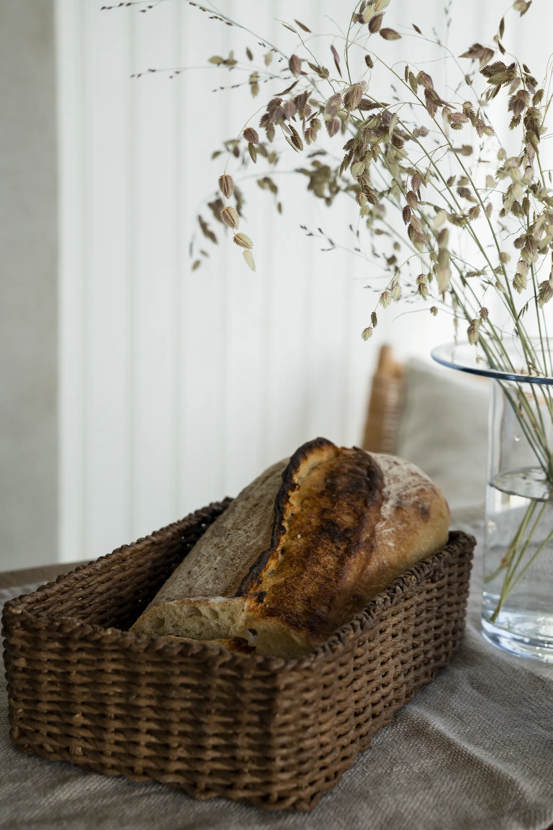 Ernst kurv 14x23 cm, Mørkebrun ERNST