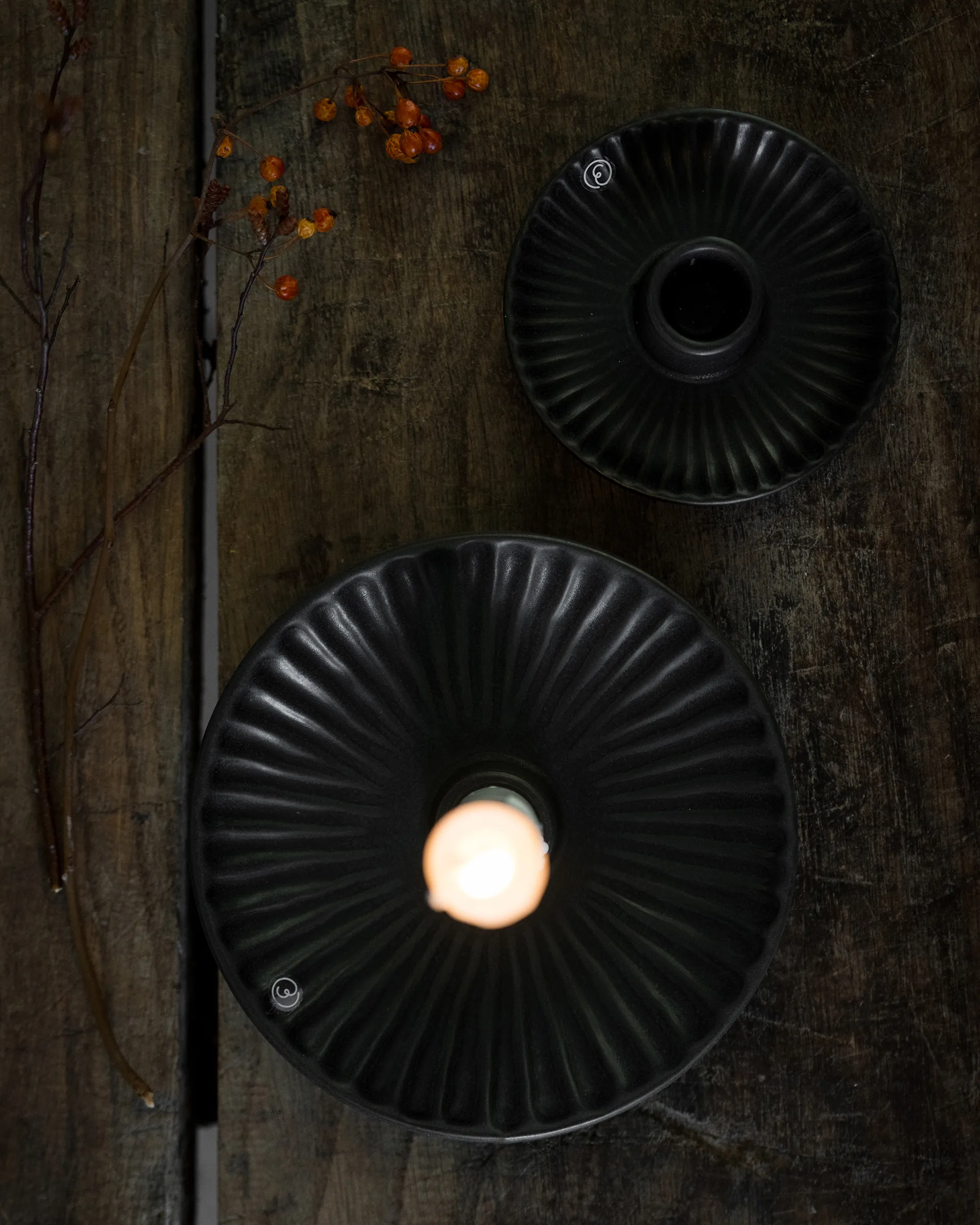 Ernst lysestage Ø16x3,5 cm, Sort ERNST