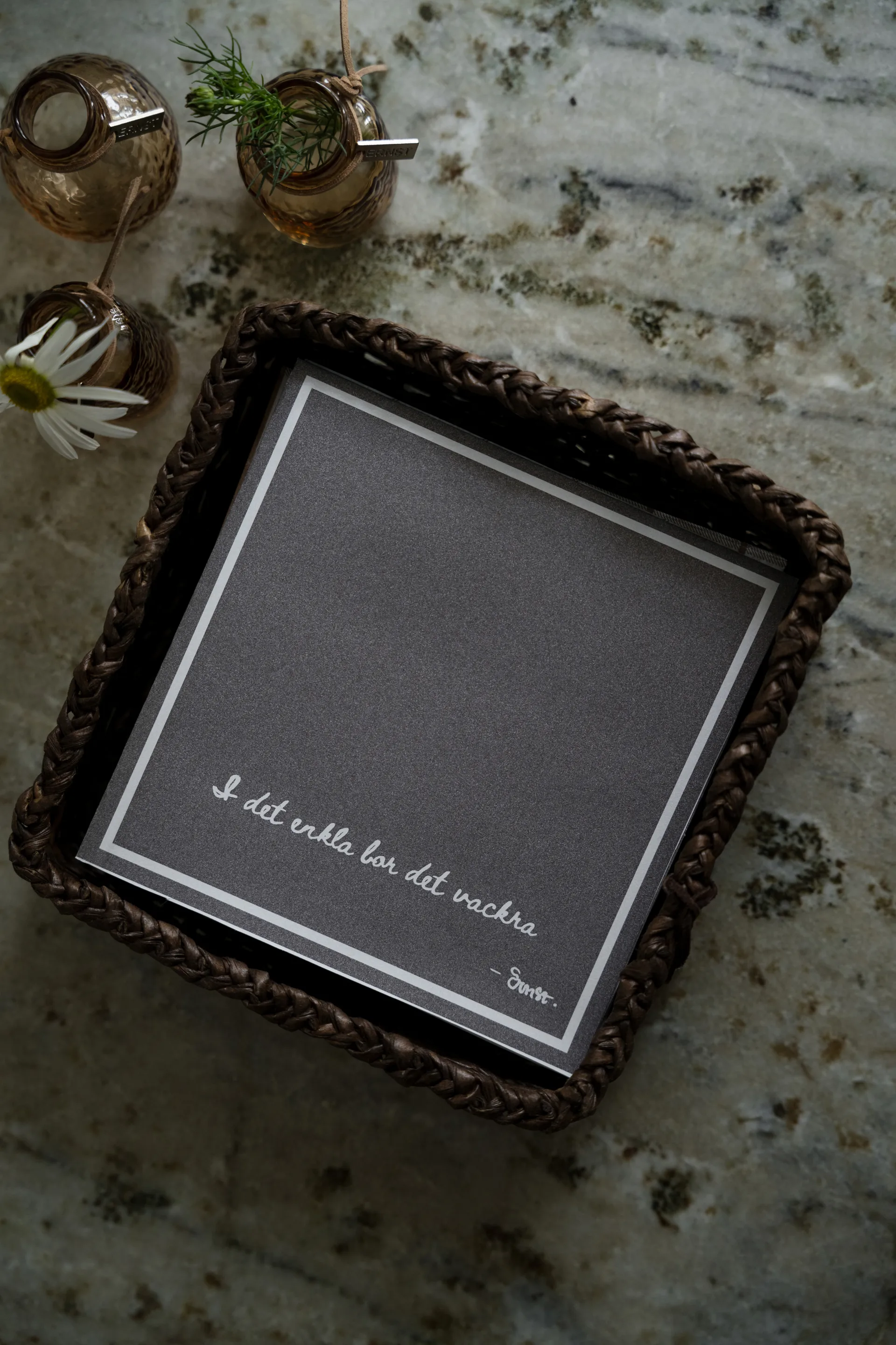 Ernst servietter med citat "I det enkla" 20-pak, Muldvarp ERNST