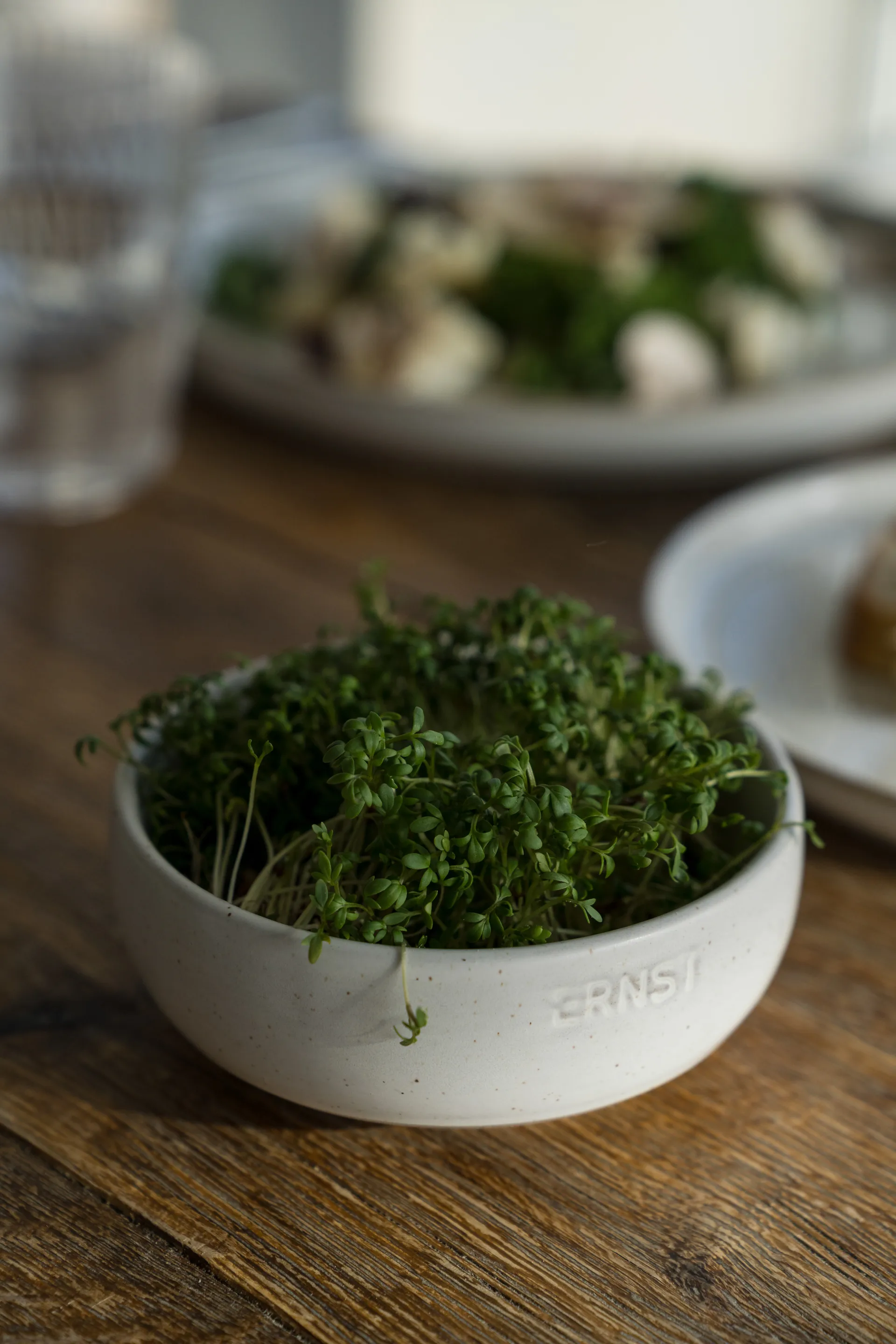 Ernst skål, Hvid-natur bund, Ø11 cm ERNST