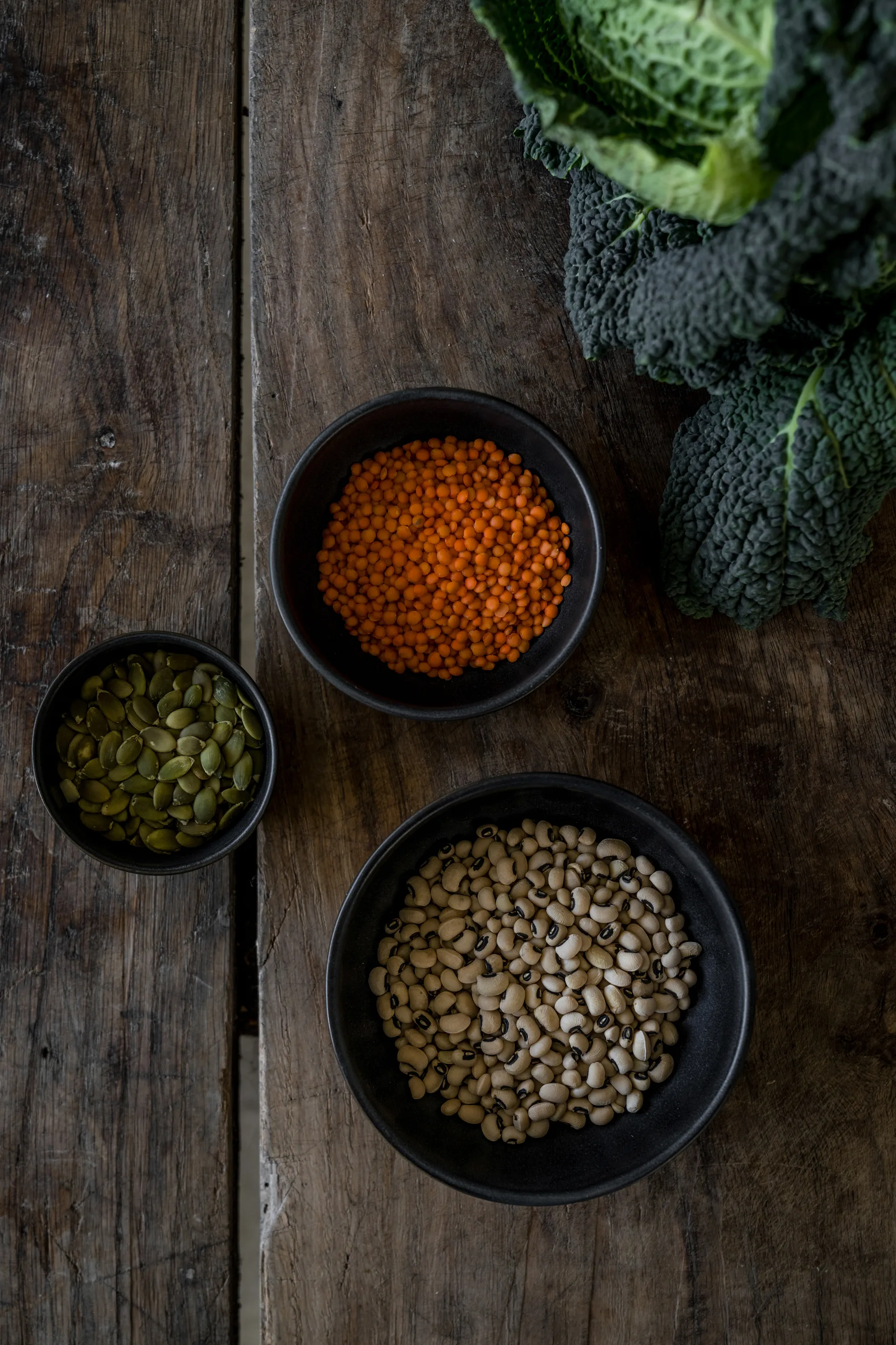 Ernst skål, Mattsort-natur bund, Ø8 cm ERNST