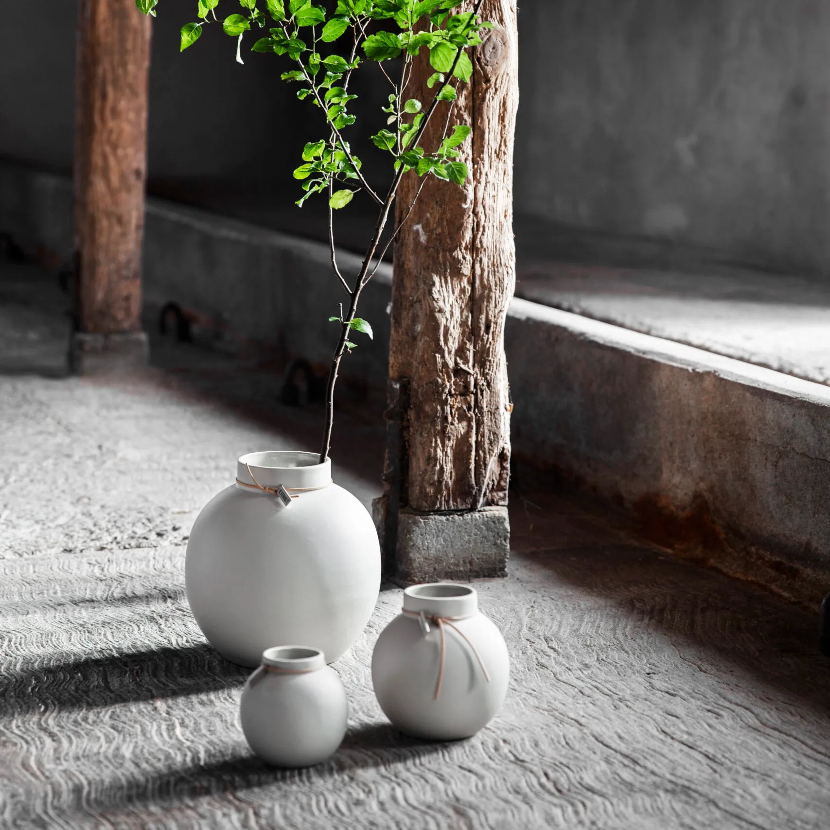 Ernst vase stentøj natur, 22 cm ERNST