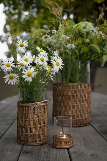 Ernst vase/lyslygte i kurv - Mørkebrun, Ø18x30 cm - ERNST