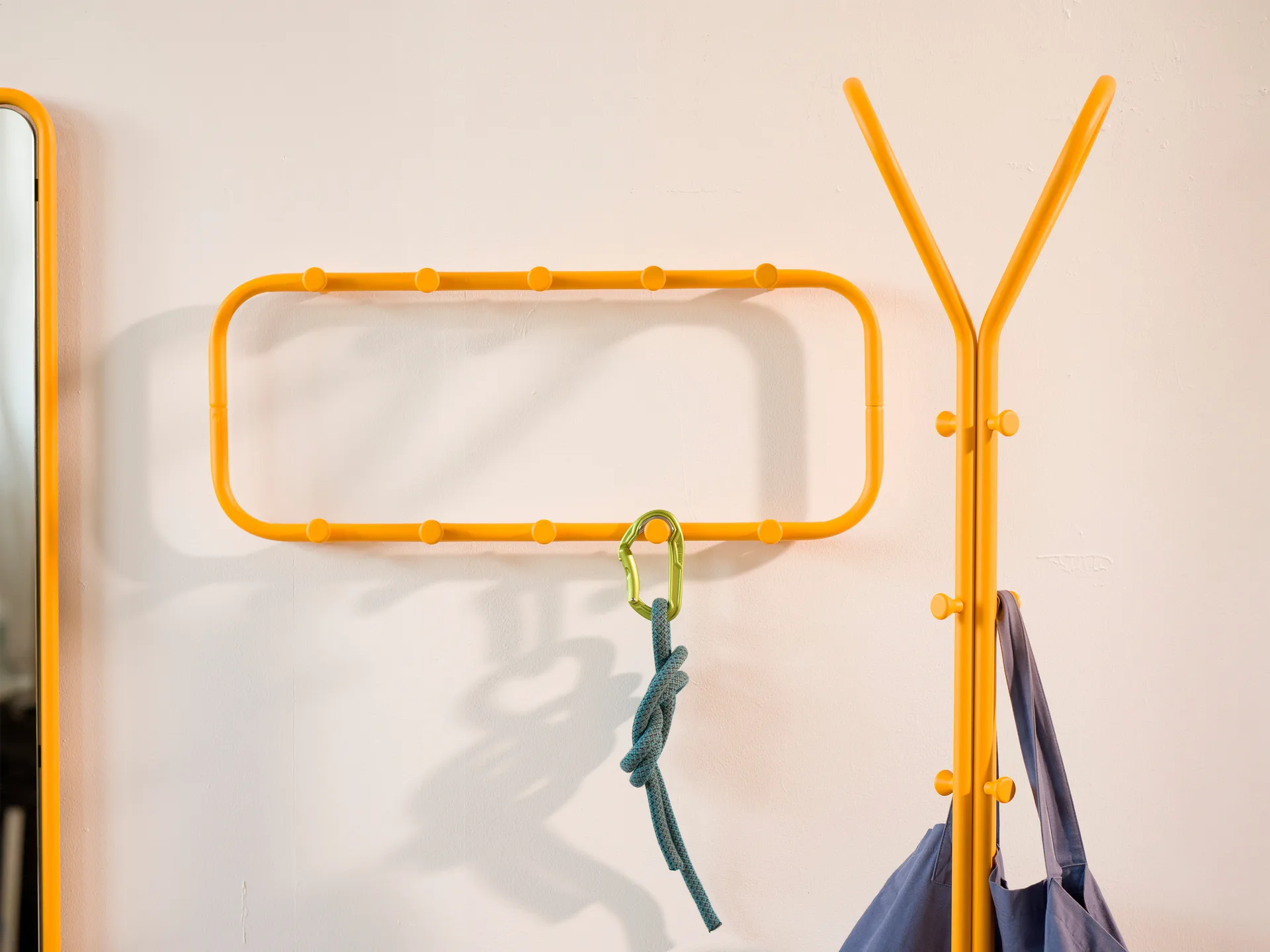 Classic tøjhængere 80 cm, Sun yellow Essem Design