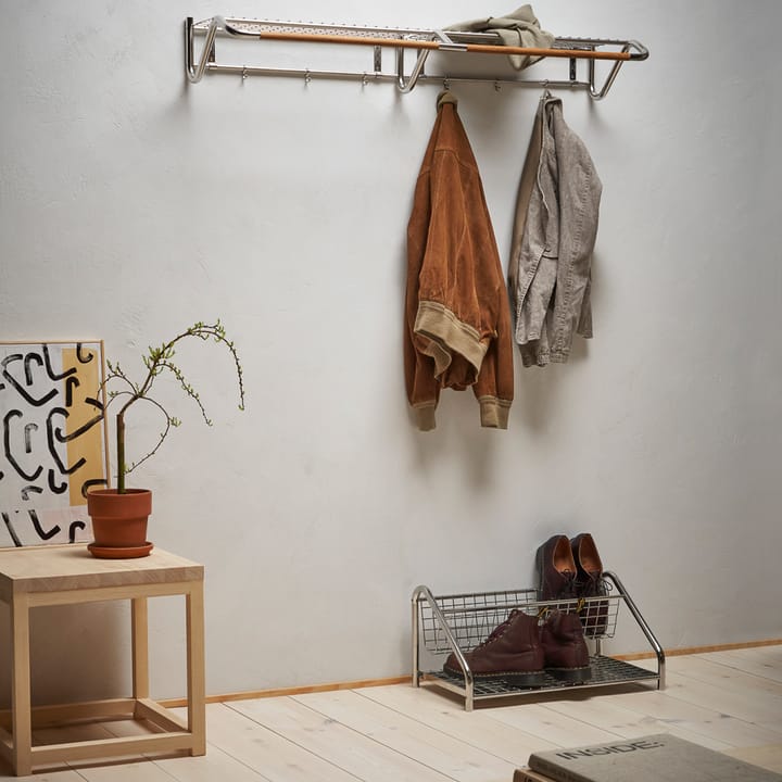Funk hattehylde, rustfrit stål, olieret egerundstok Essem Design
