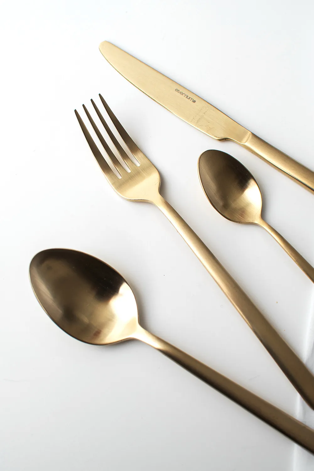 Eternum Nardo bestiksæt 16 dele, Champagne Eternum