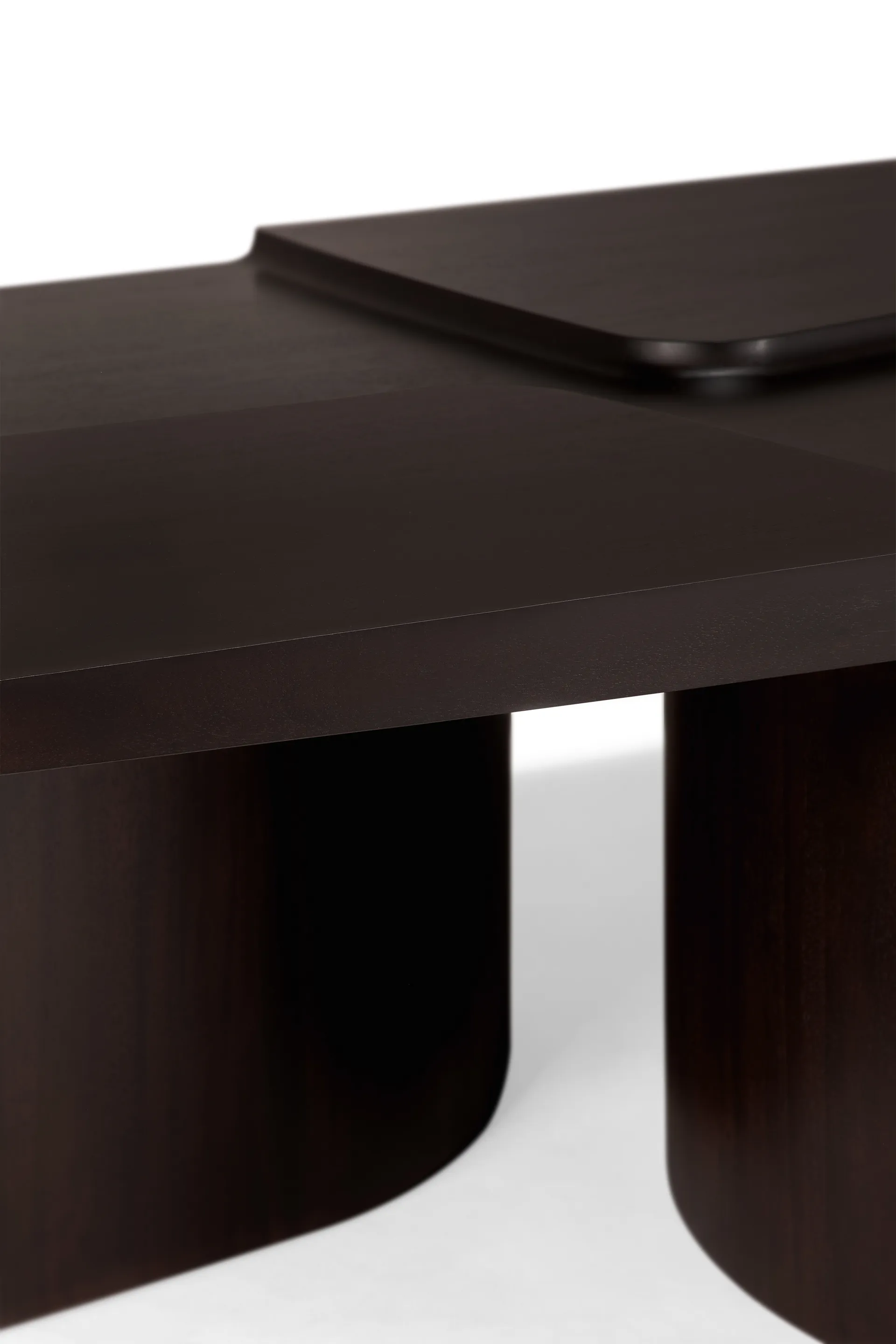 Brutalist sofabord, Rose brown mahogany, 143x75 cm Ethnicraft