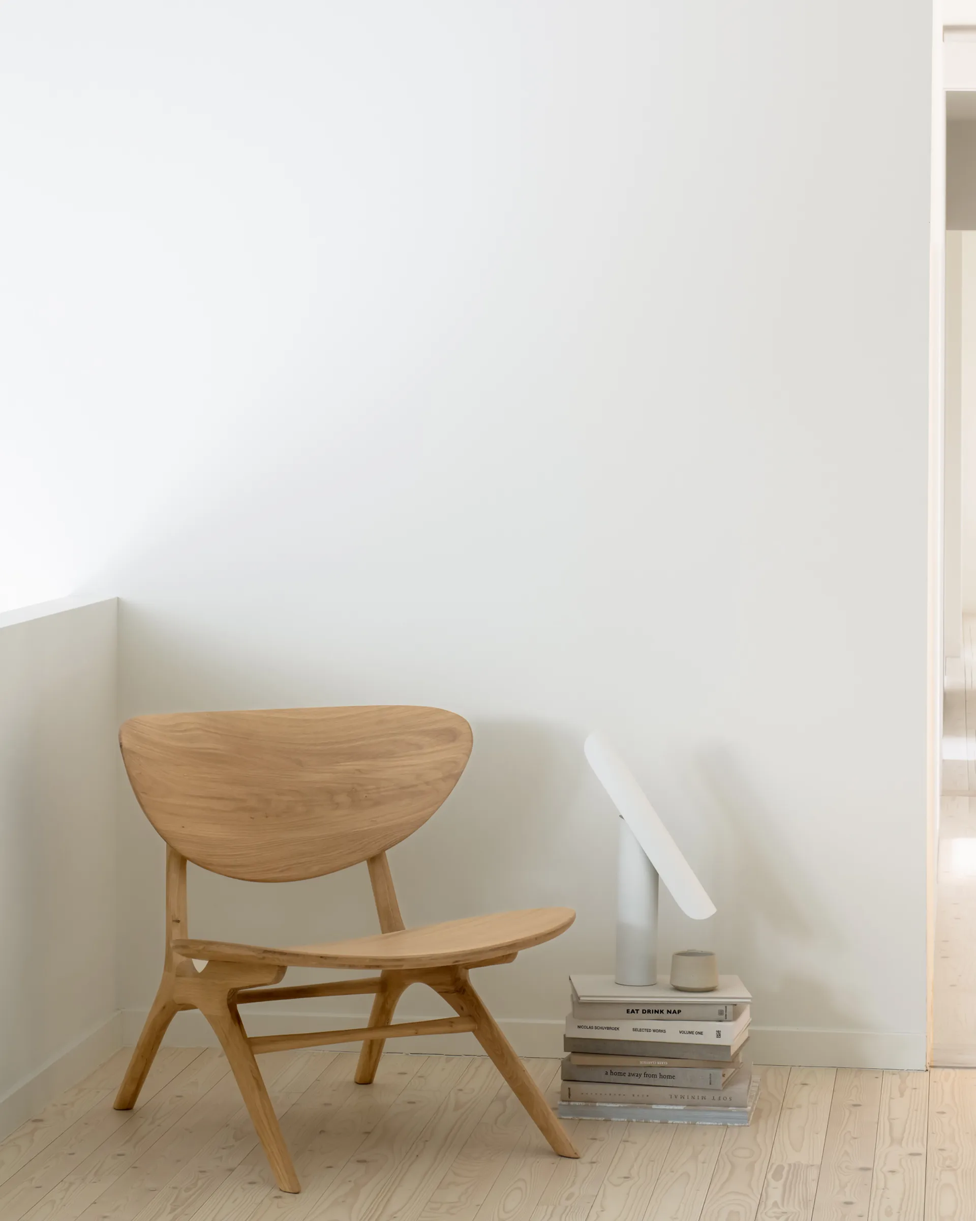 Eye loungelænestol, Hårdvokset olieret eg Ethnicraft