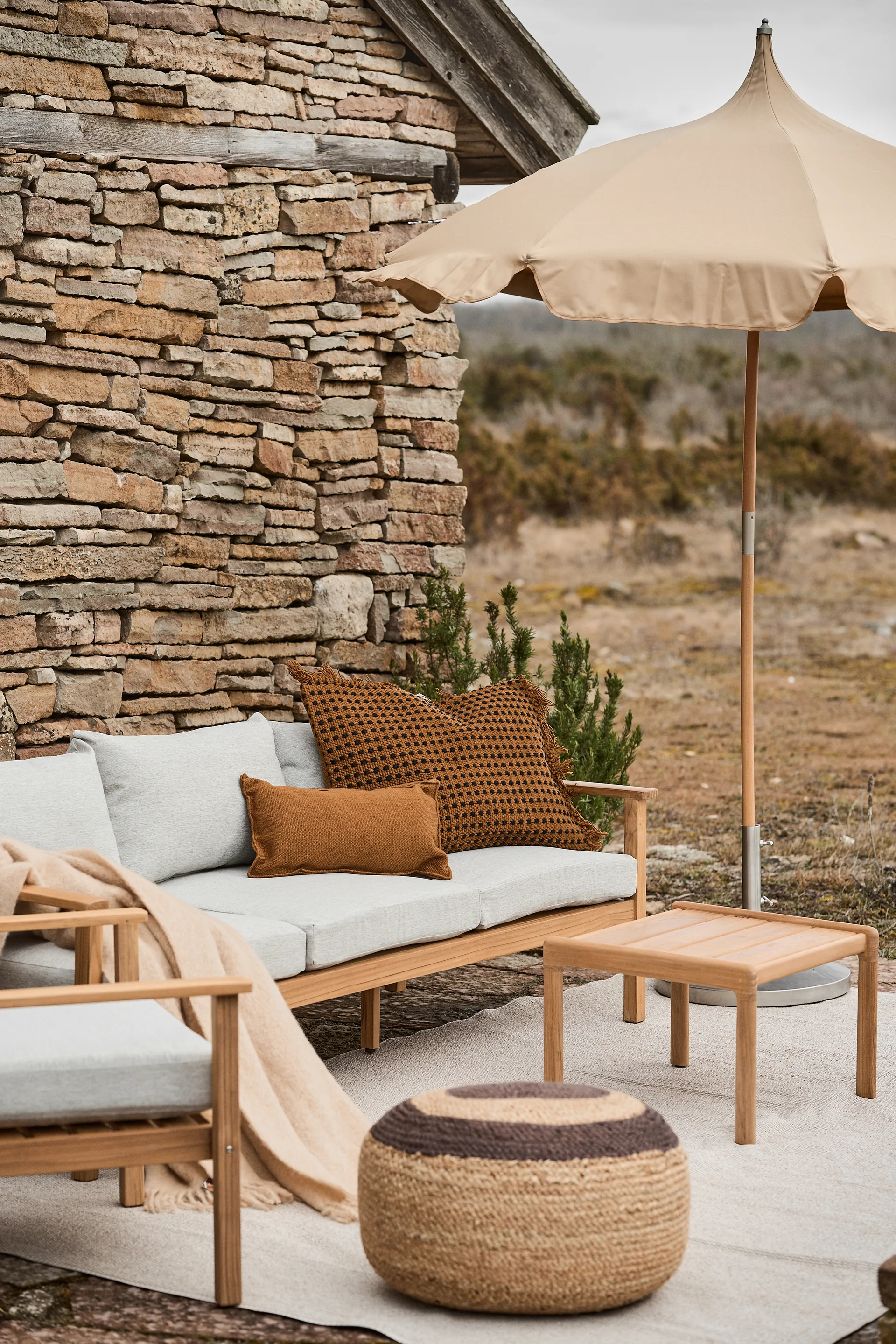 Jack outdoor sidebord teak, 54x54 cm Ethnicraft