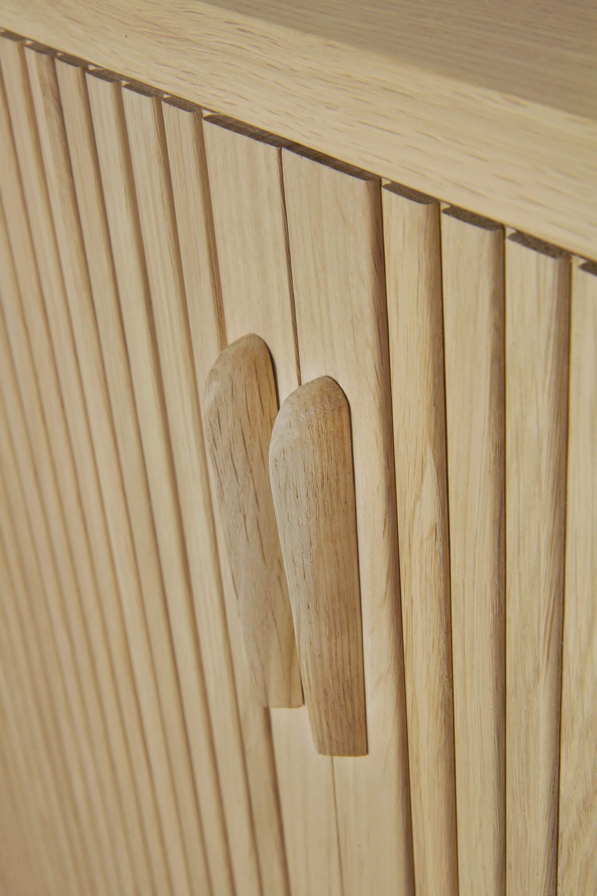 Roller Max skænk, Eg, 224 cm Ethnicraft