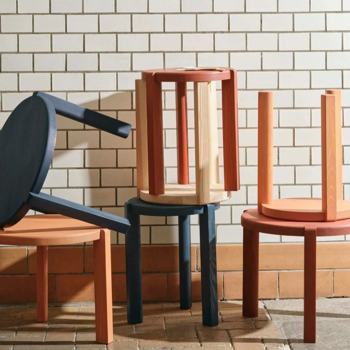 D108 Ragnesminde sidebord Ø35 cm, Carmine red FDB Møbler