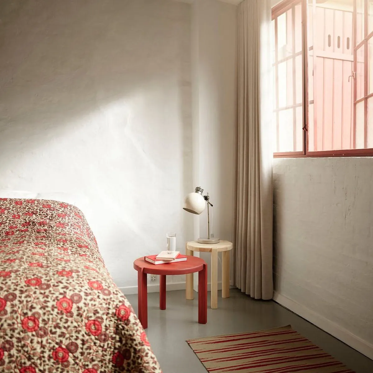 D108 Ragnesminde sofabord Ø48 cm, Carmine red FDB Møbler