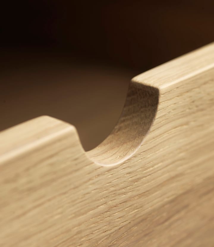 F24 Radius bænk, Oak nature lacquered 45x145 cm FDB Møbler