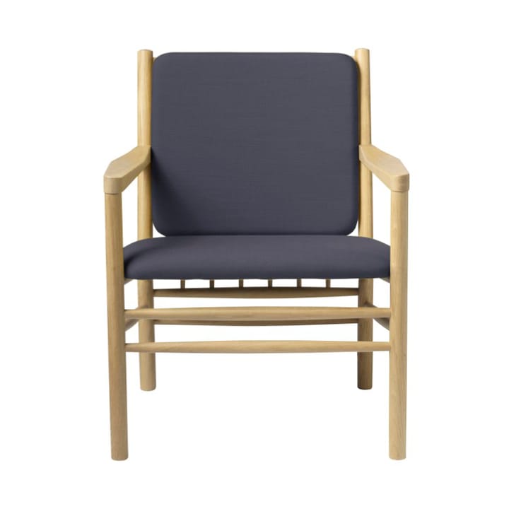 J147 Lænestol - Oak nature lacquered-dark blue - FDB Møbler