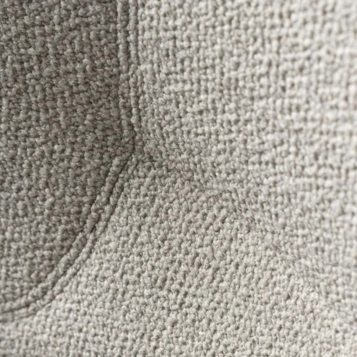 L35 Gesja Wing Chair lænestol, Beige-lacquered oak FDB Møbler