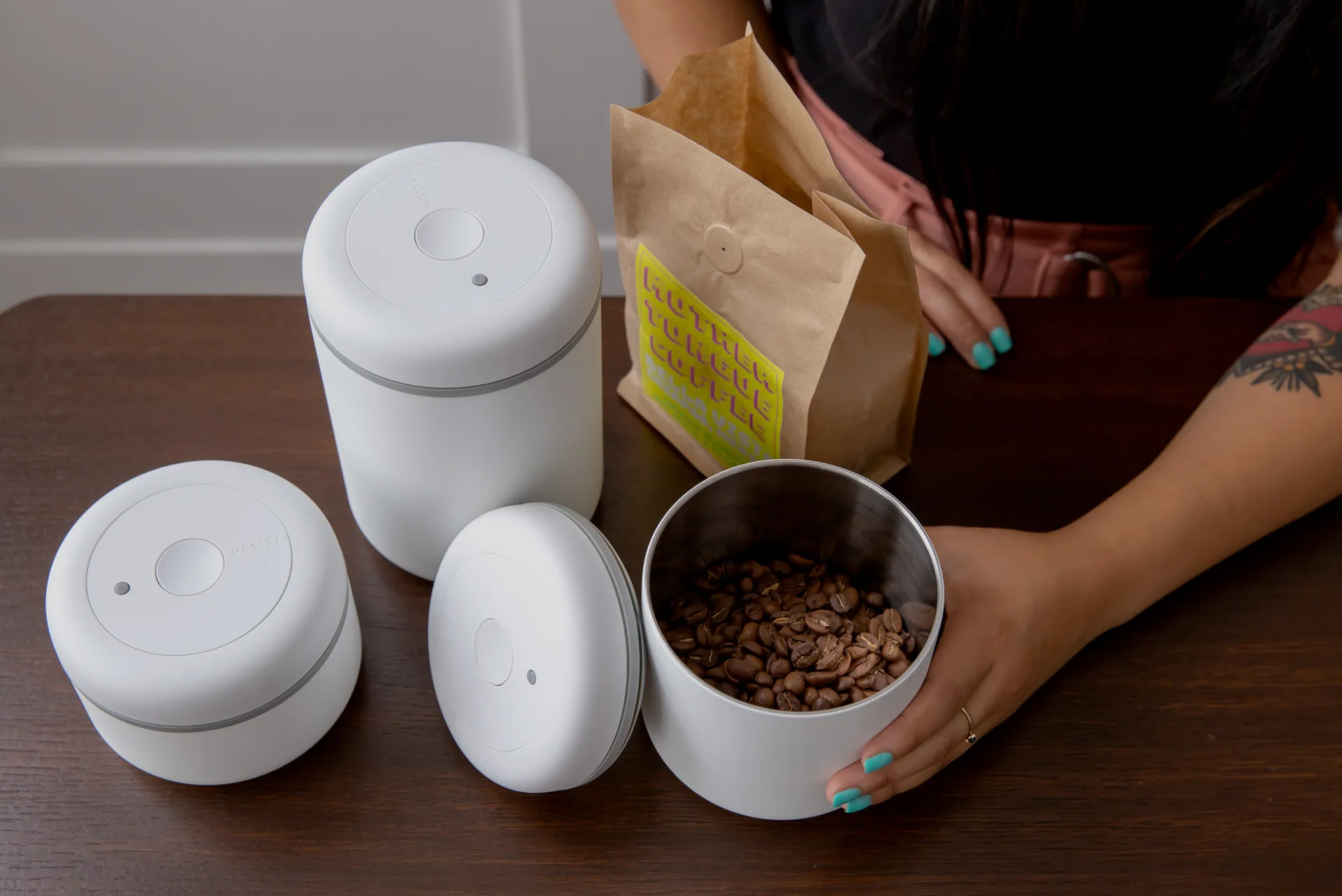 Atmos Vacuum Canister 0.4 l, White Fellow