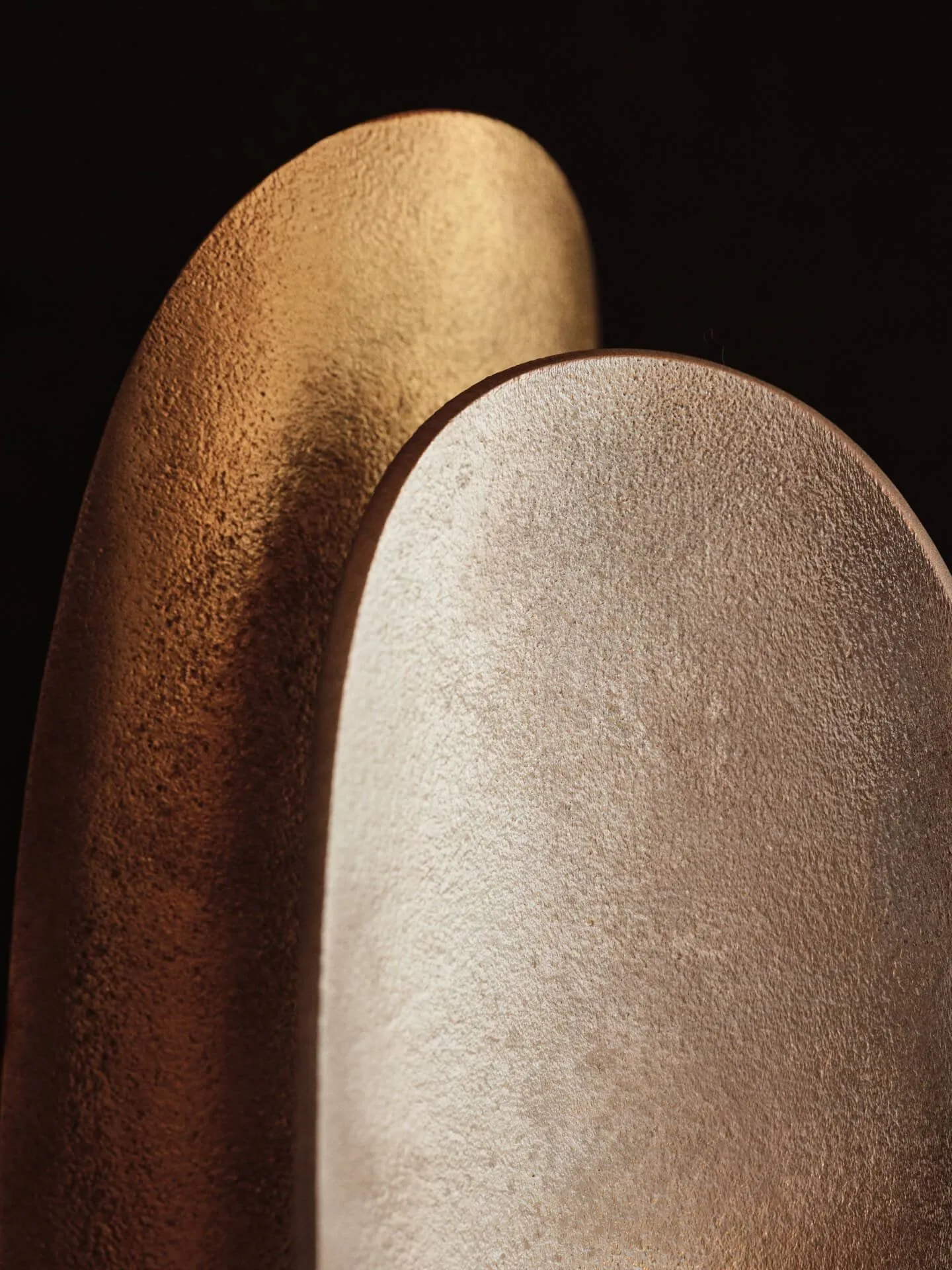 Agapé gulvlysestage, Brass finish Ferm Living