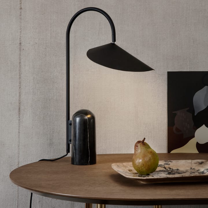 Arum bordlampe - Black - ferm LIVING