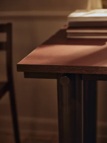 Atura spisebord - Dark chocolate-burgundy, 90x200 cm - Ferm Living