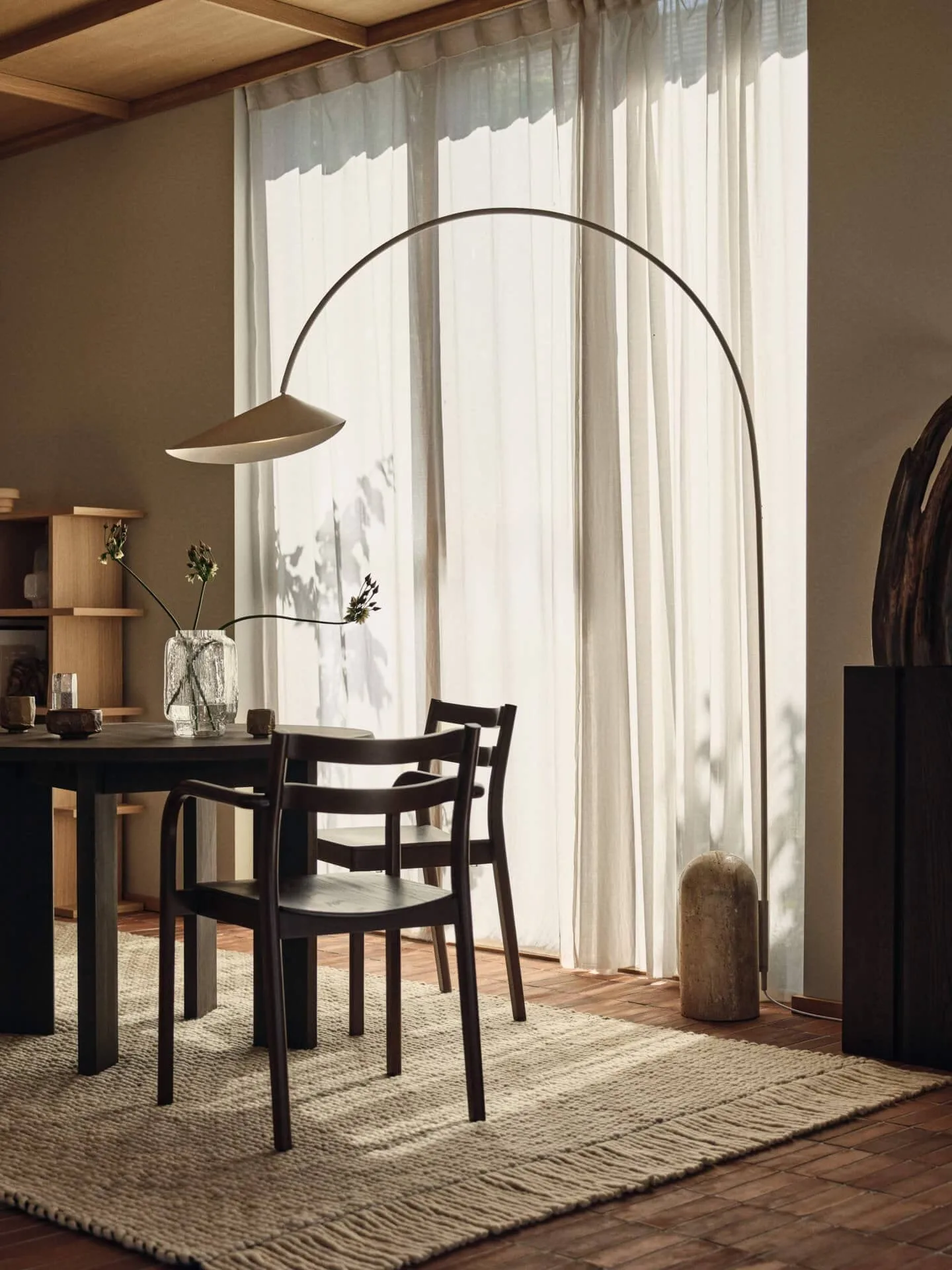 Boda armstol, Dark stained beech Ferm Living