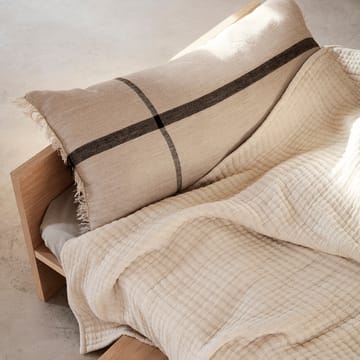 Calm pude Camel/Black - 38x88 cm - Ferm Living
