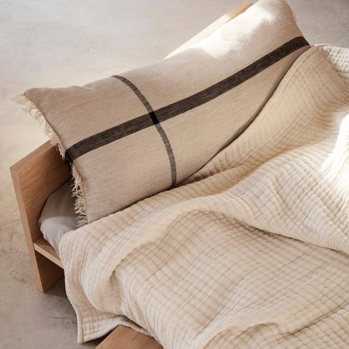Calm pude Camel/Black, 38x88 cm Ferm Living